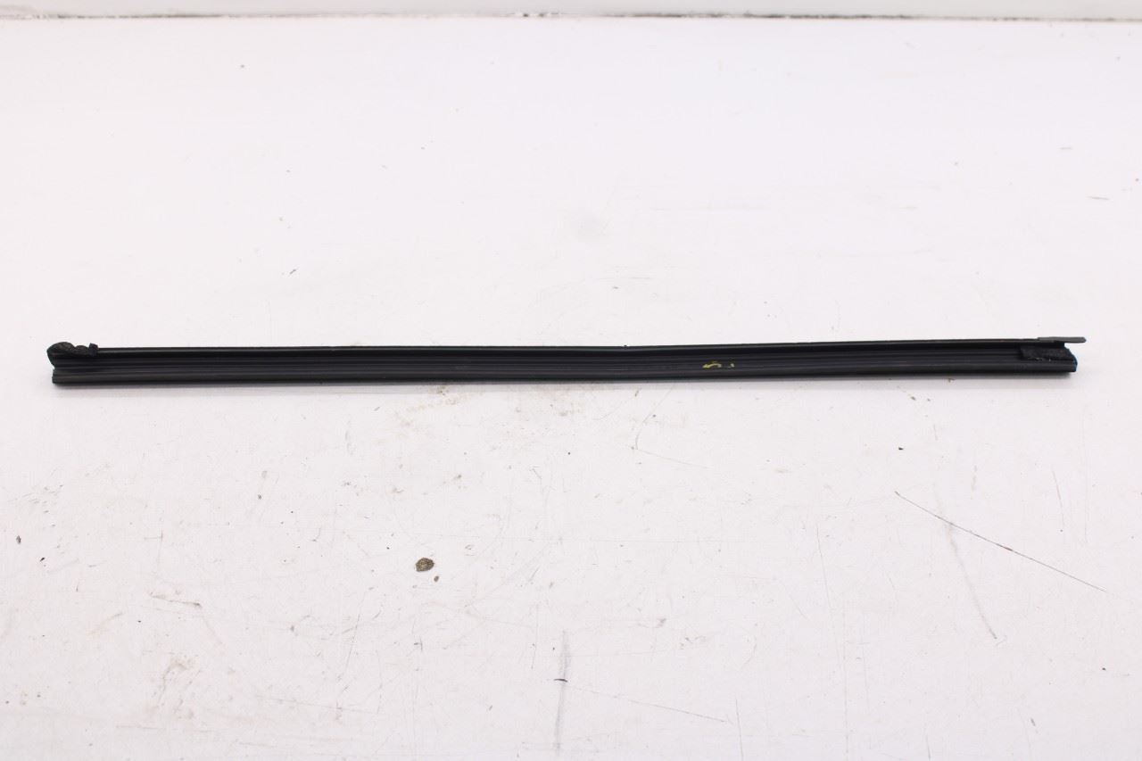 20-26 Hyundai Palisade Limited AWD Rear Left Door Molding Belt Weatherstrip Set16