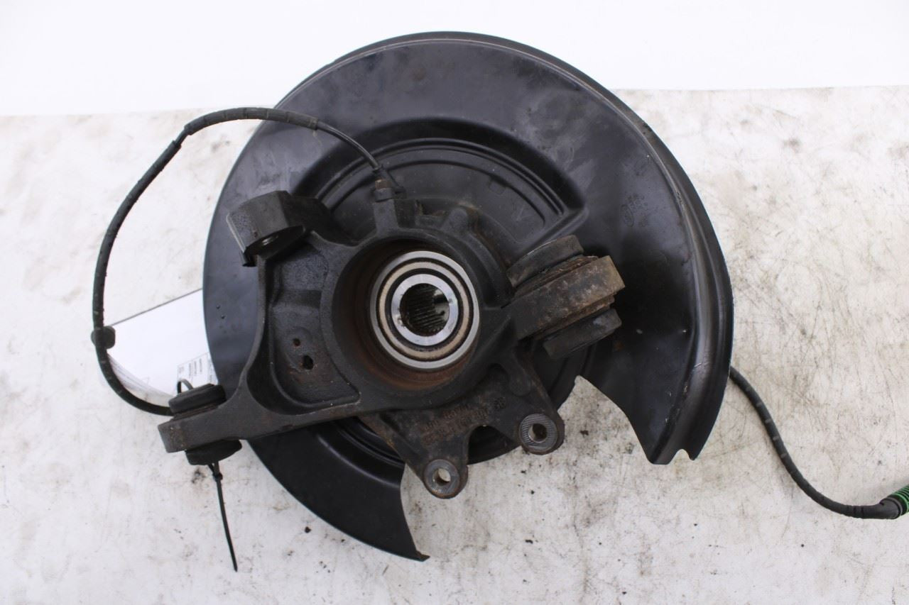 2010-2012 Land Rover Range Rover HSE 5.0L 4WD Rear Left Side Spindle Knuckle Hub - Alshned Auto Parts