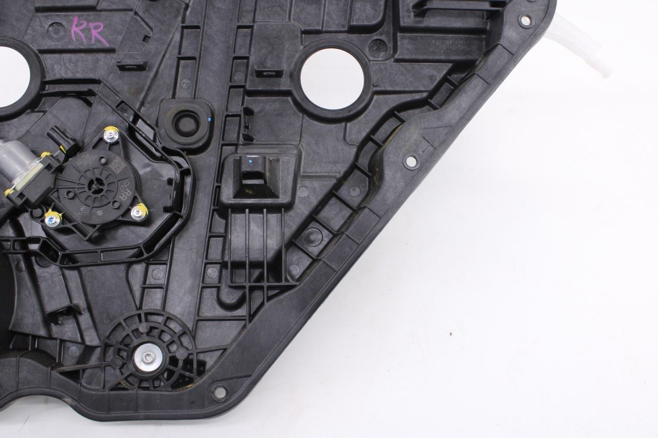 2021-26 Hyundai Elantra SE Rear Right Door Window Regulator w/ Carrier and Motor5