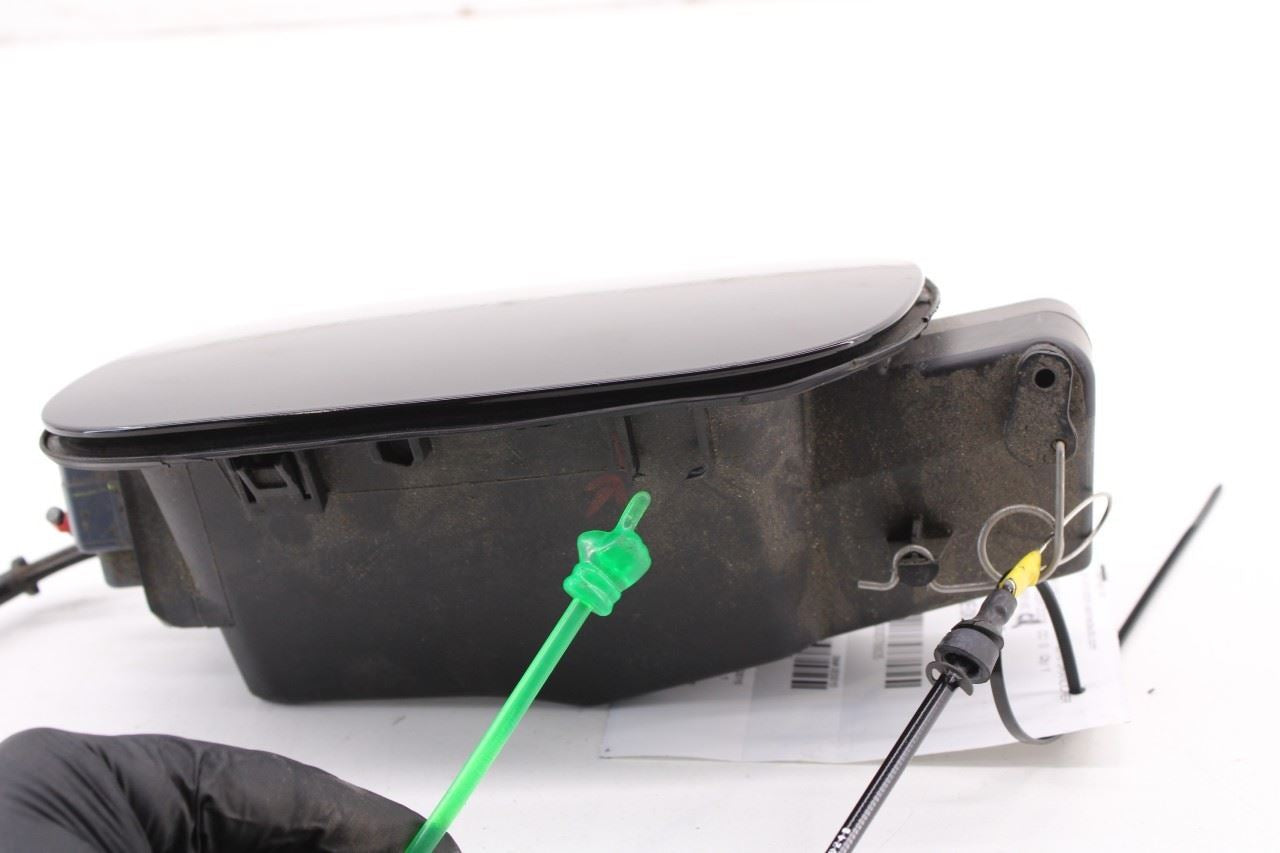 17-18 Jeep Grand Cherokee Limited Fuel Tank Filler Housing Door Lid Cover *ReaD - Alshned Auto Parts