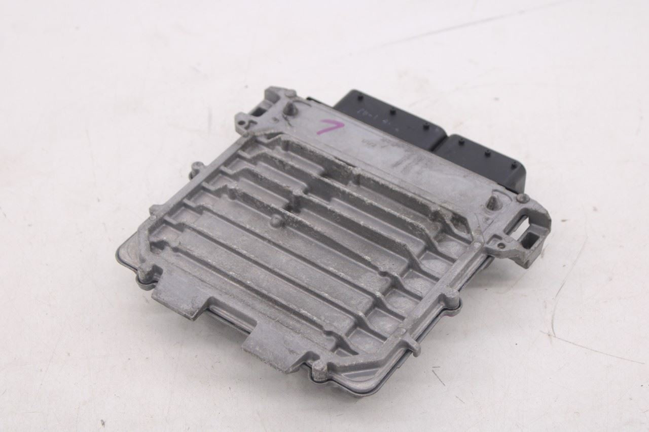 2015-2018 Mercedes-Benz C 300 4Matic 2.0L Engine Computer Control Module ECU ECM13