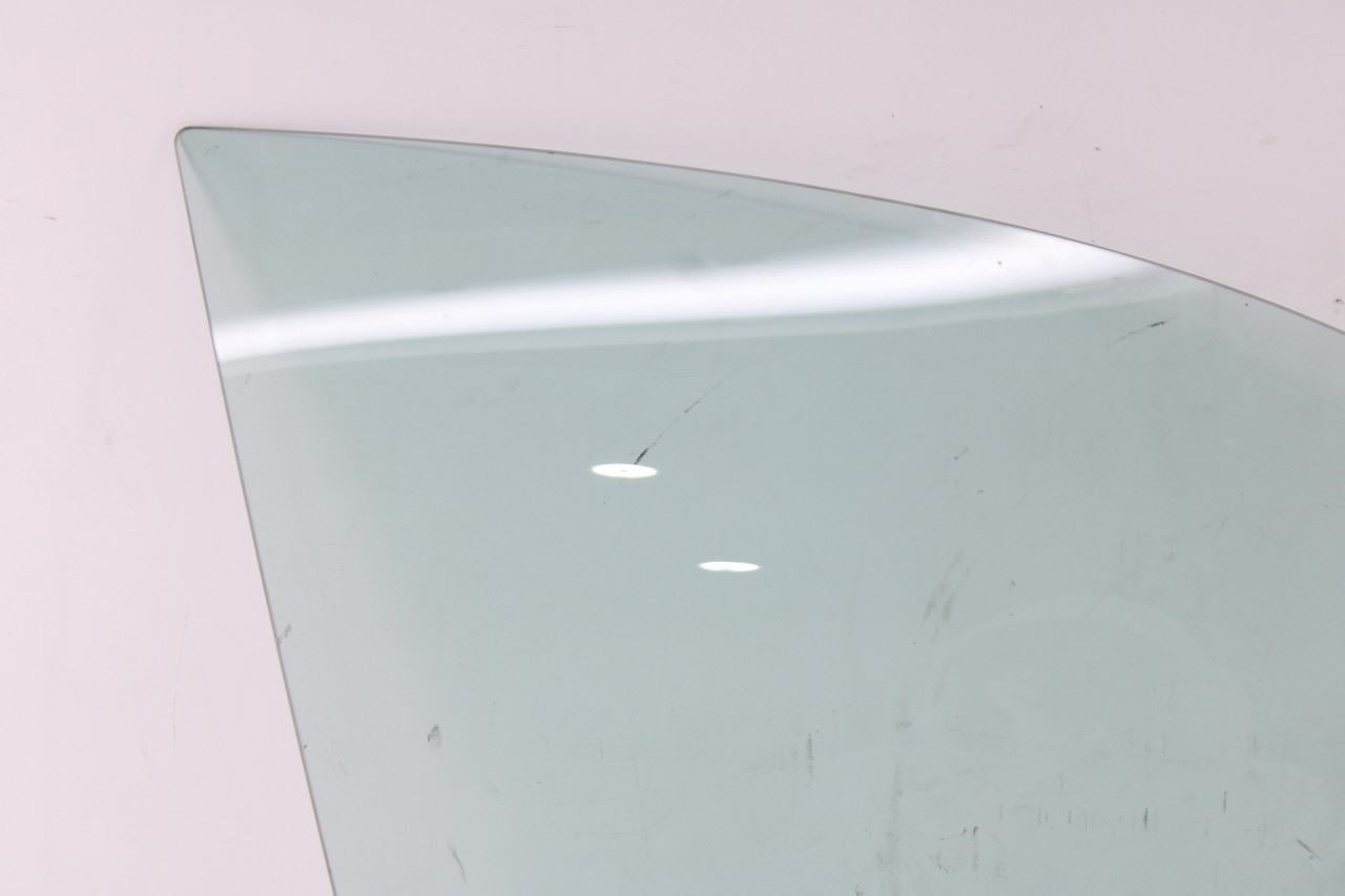 2008-2014 Mercedes-Benz C350 Sport Front Right Door Window Glass 2047250800 OEM - Alshned Auto Parts
