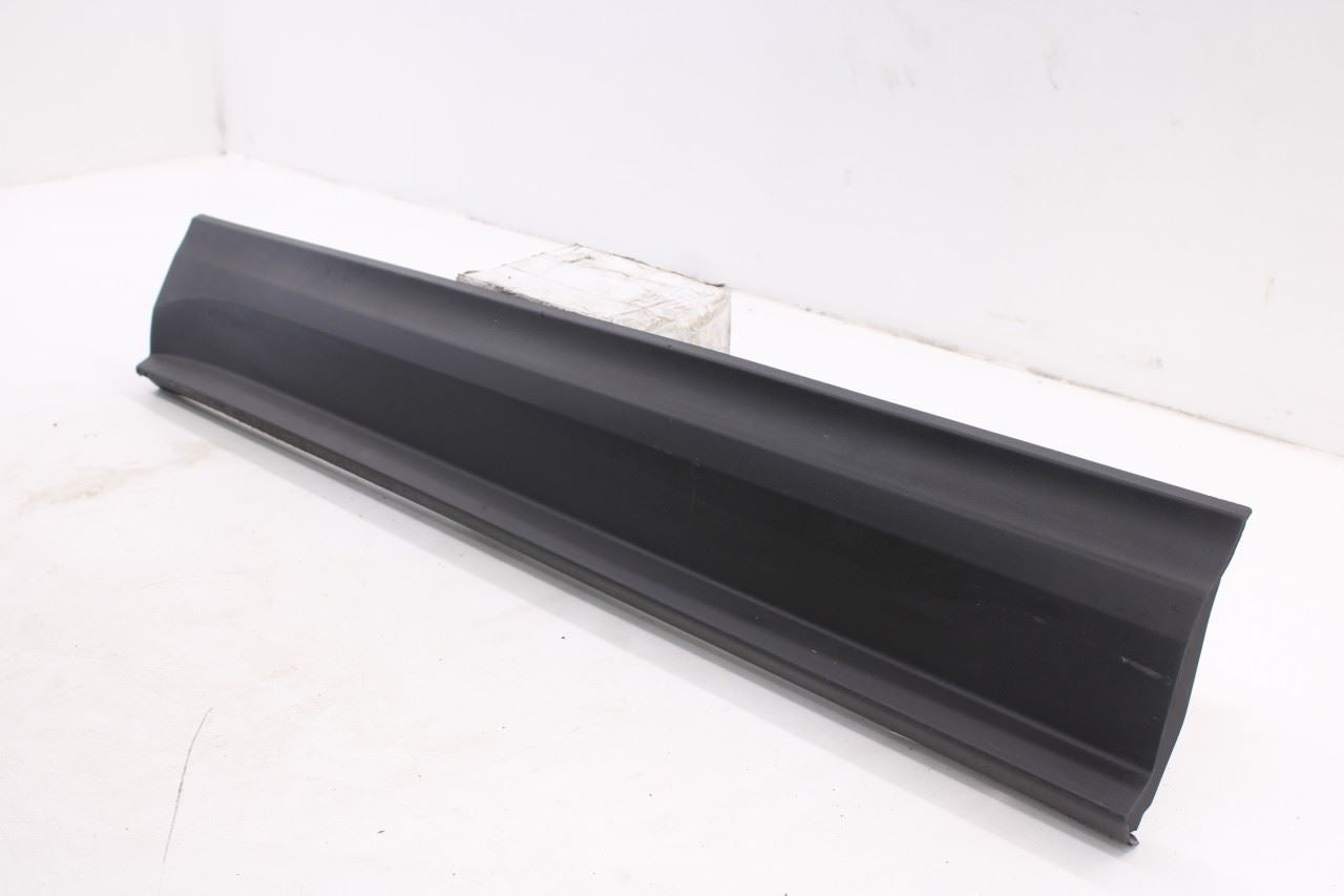 2018-2024 Chevrolet Equinox LT Front Left Door Lower Garnish Molding 848532753