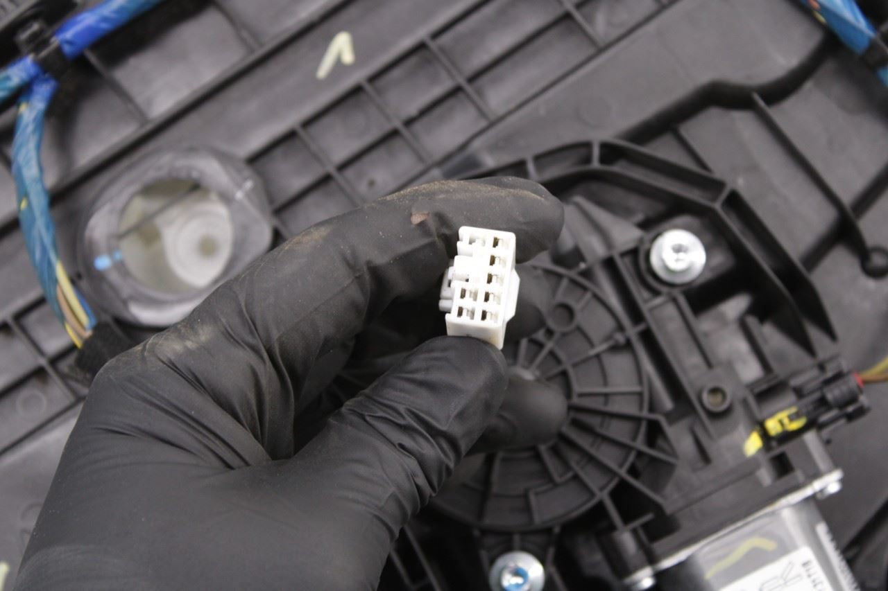 16-20 Hyundai Elantra Value Edition Rear Right Door Window Regulator w/ Carrier - Alshned Auto Parts