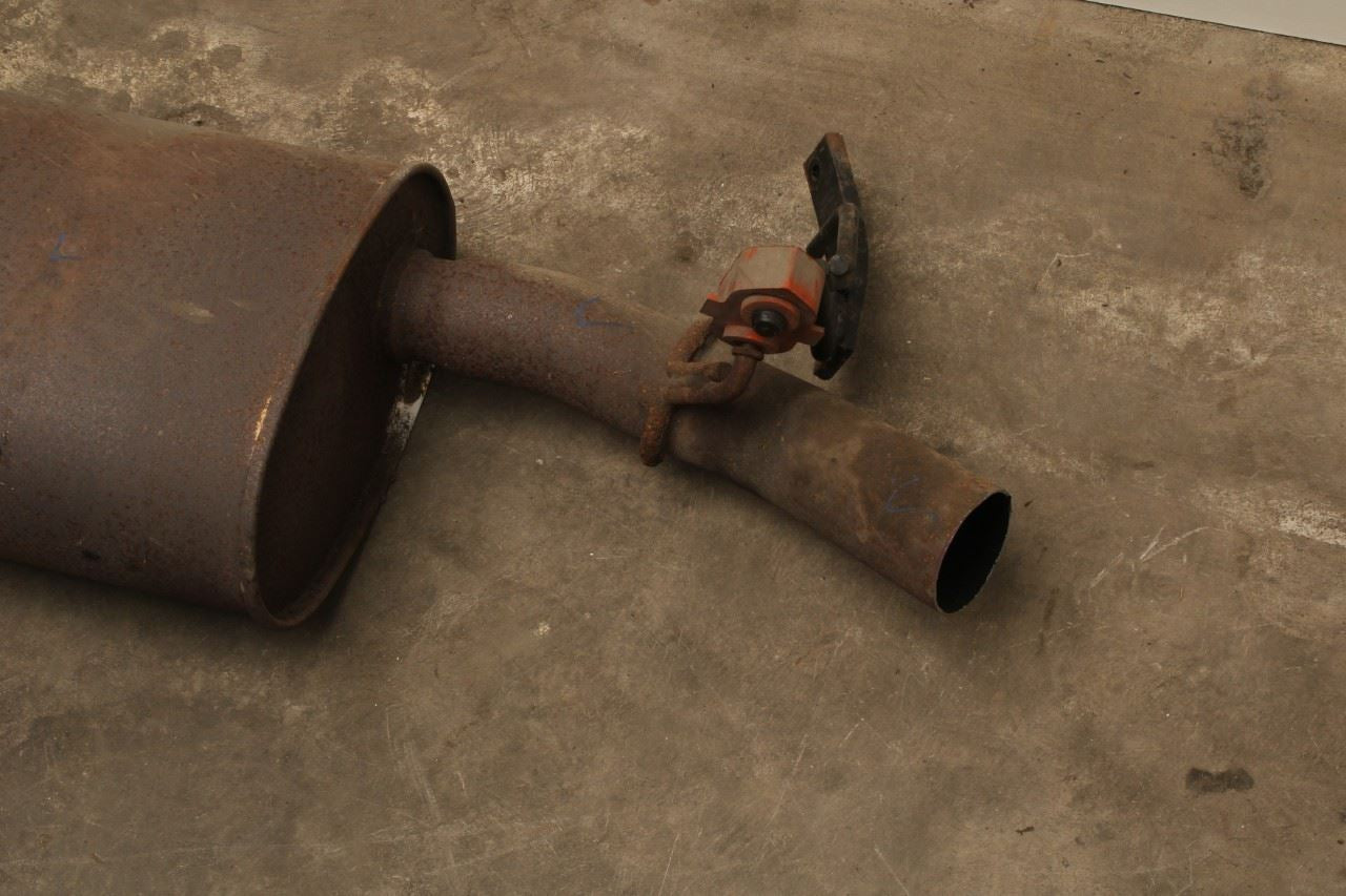2018-2021 Ford Expedition Limited 3.5L Exhaust Muffler Resonator JL1Z-5230-A OEM - Alshned Auto Parts