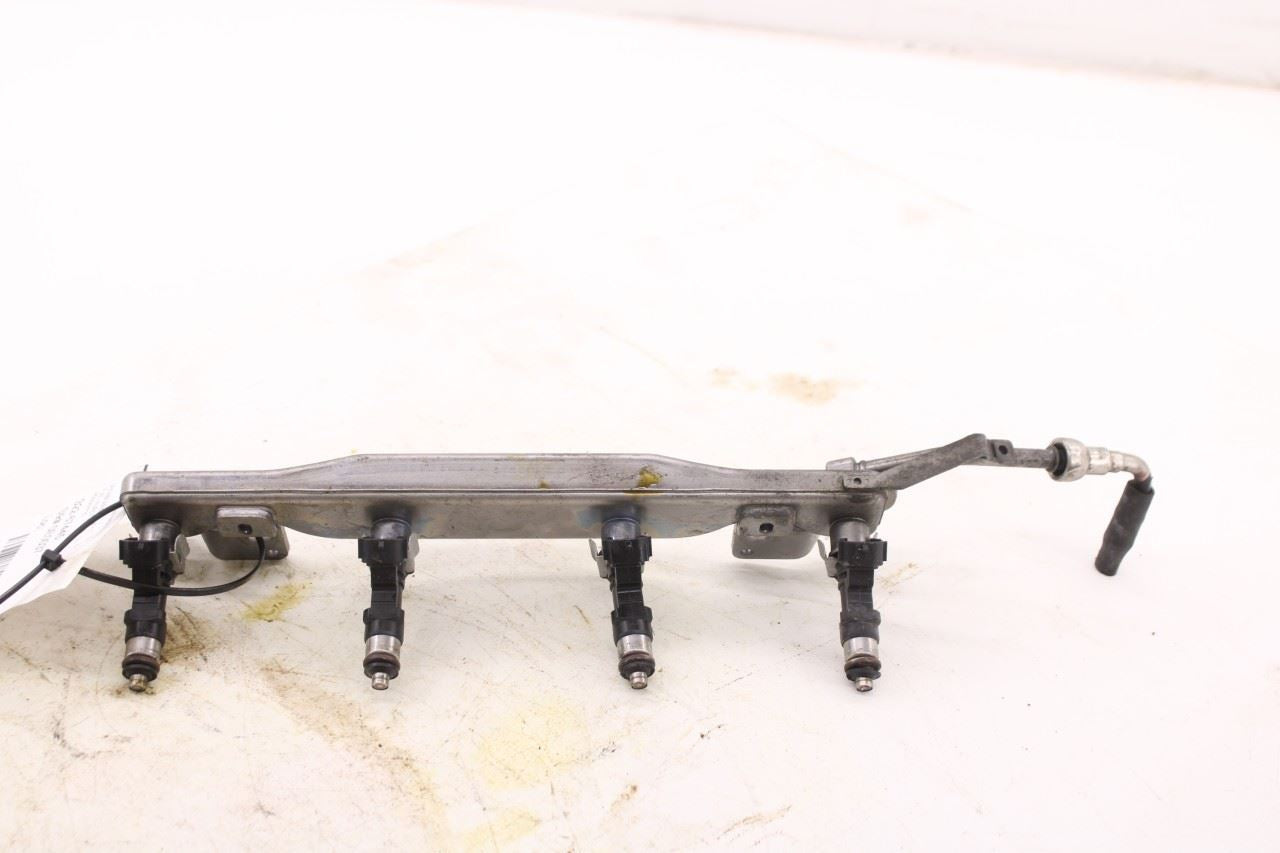 2013-2019 Nissan Sentra SV 1.8L FWD Fuel Rail with Injectors 16600-3RC0A OEM0