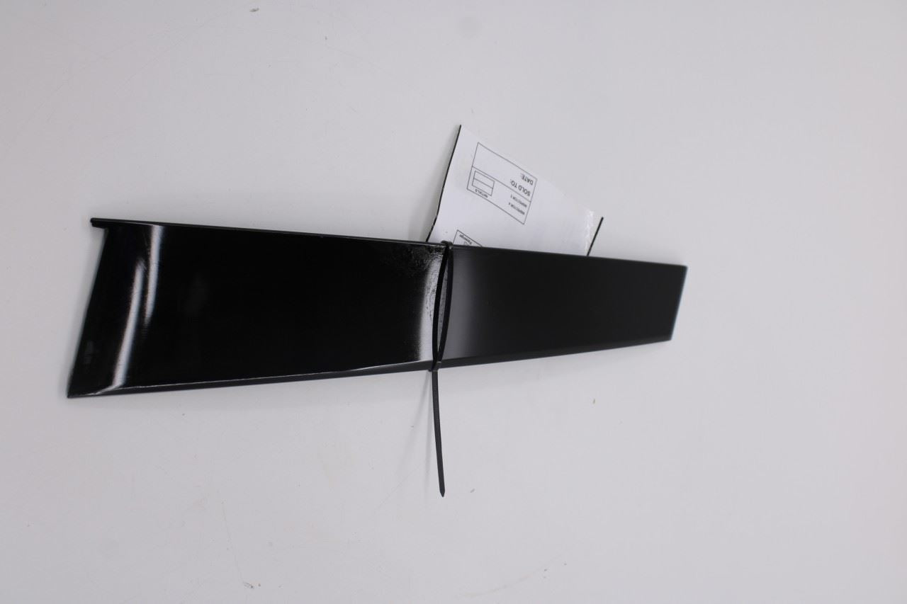 2019-23 Hyundai Santa Fe SEL Front Right Door B-Pillar Garnish Assy 82260-S10002