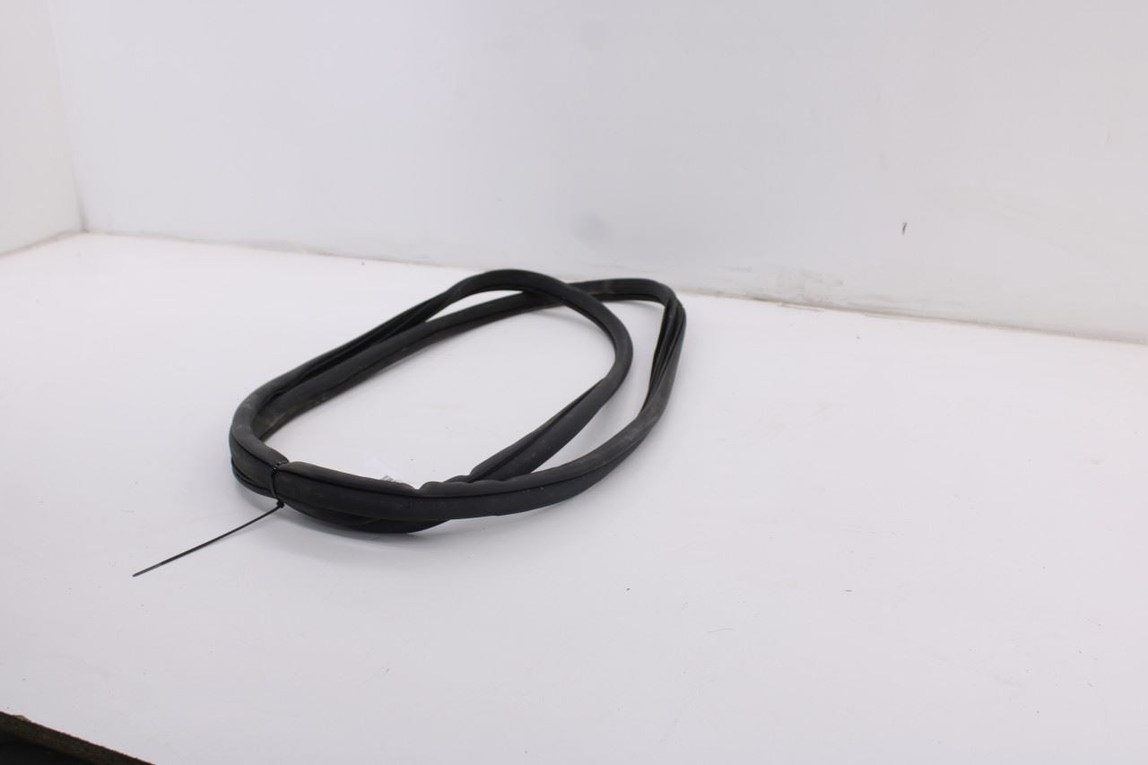 2019-26 Ram 1500 Big Horn Front Right Side Door Weatherstrip On Body 68402032AA7