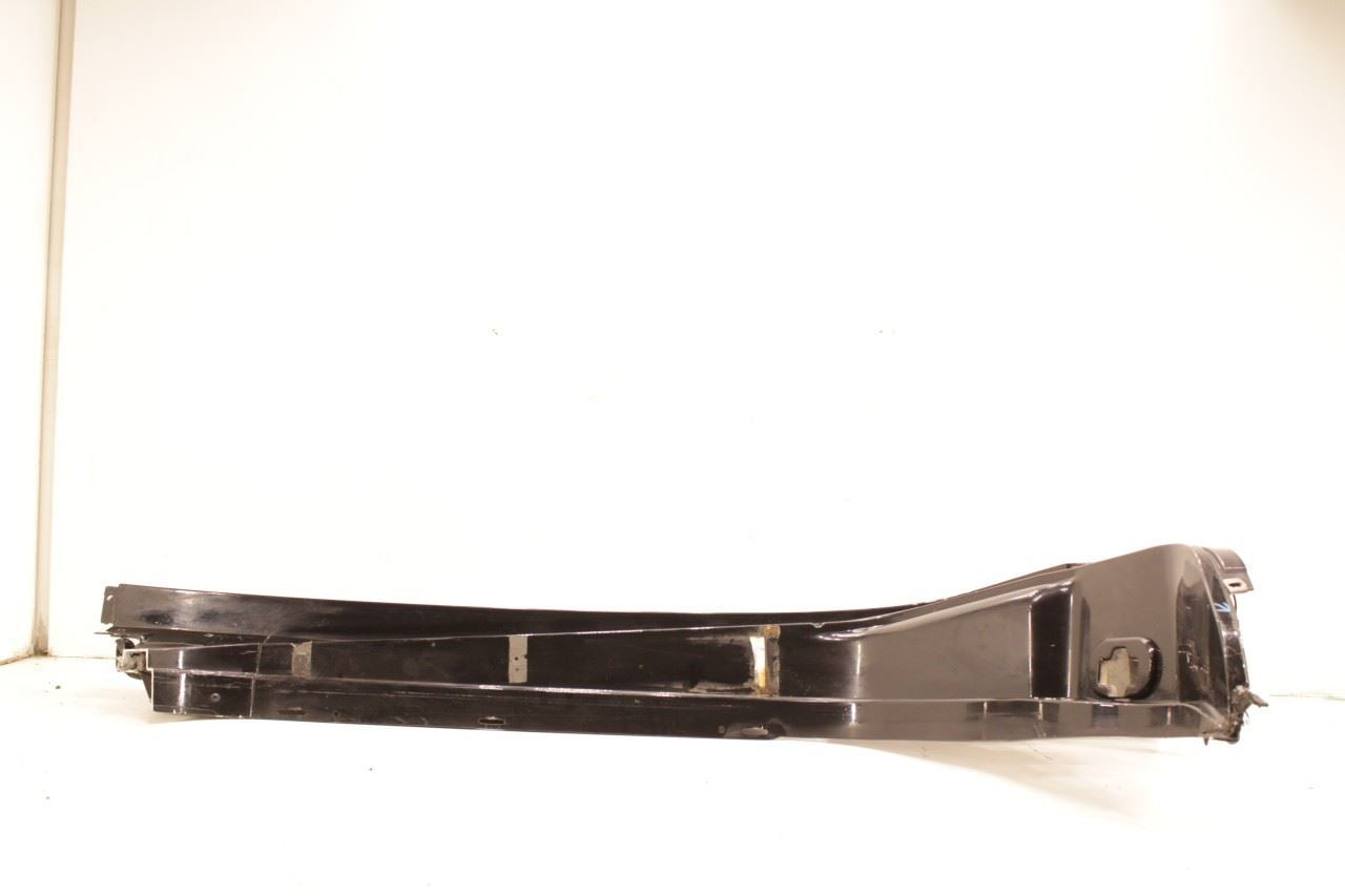 97-04 Chevrolet Corvette RH Lower Door Opening Trim Rocker Panel 10444702 *ReaD* - Alshned Auto Parts