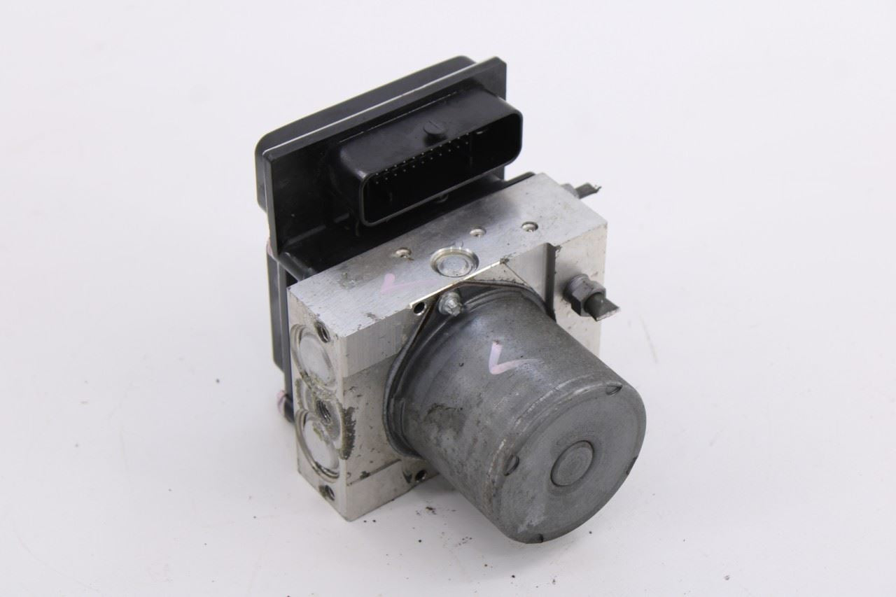 2010-2013 Mercedes-Benz E 350 Luxury 4Matic 3.5L ABS Anti Lock Brake Pump Module2