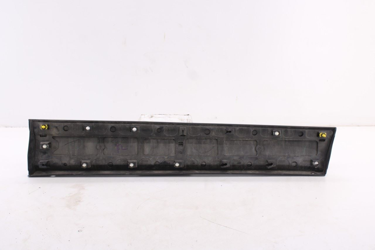2018-2024 Chevrolet Equinox LT Front Left Door Lower Garnish Molding 848532754