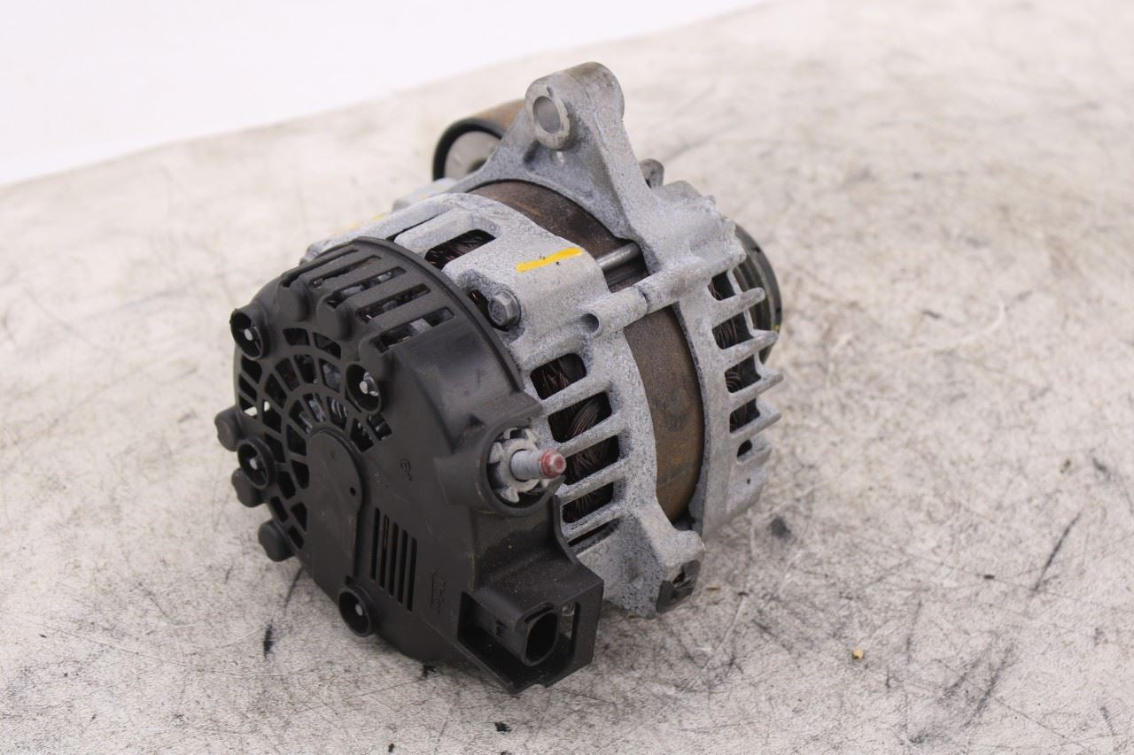 21-26 Hyundai Elantra SE 2.0L Alternator 13.5V 150A Engine Generator 37300-2J3553