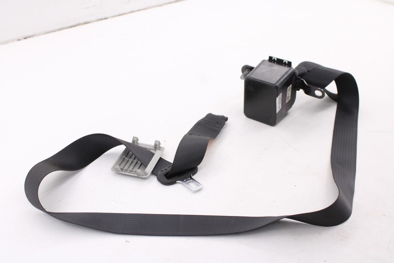 2017-19 Buick LaCrosse Premium 3.6L AWD Rear Center 2nd Row Seat Belt Retractor2