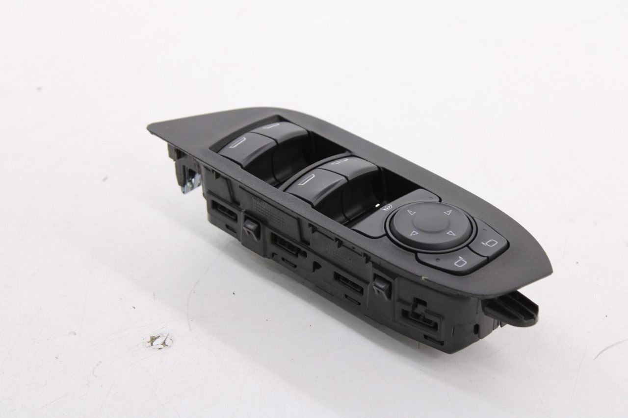 18-2024 Chevrolet Equinox LT Front Left Door Master Power Window Switch 841396932