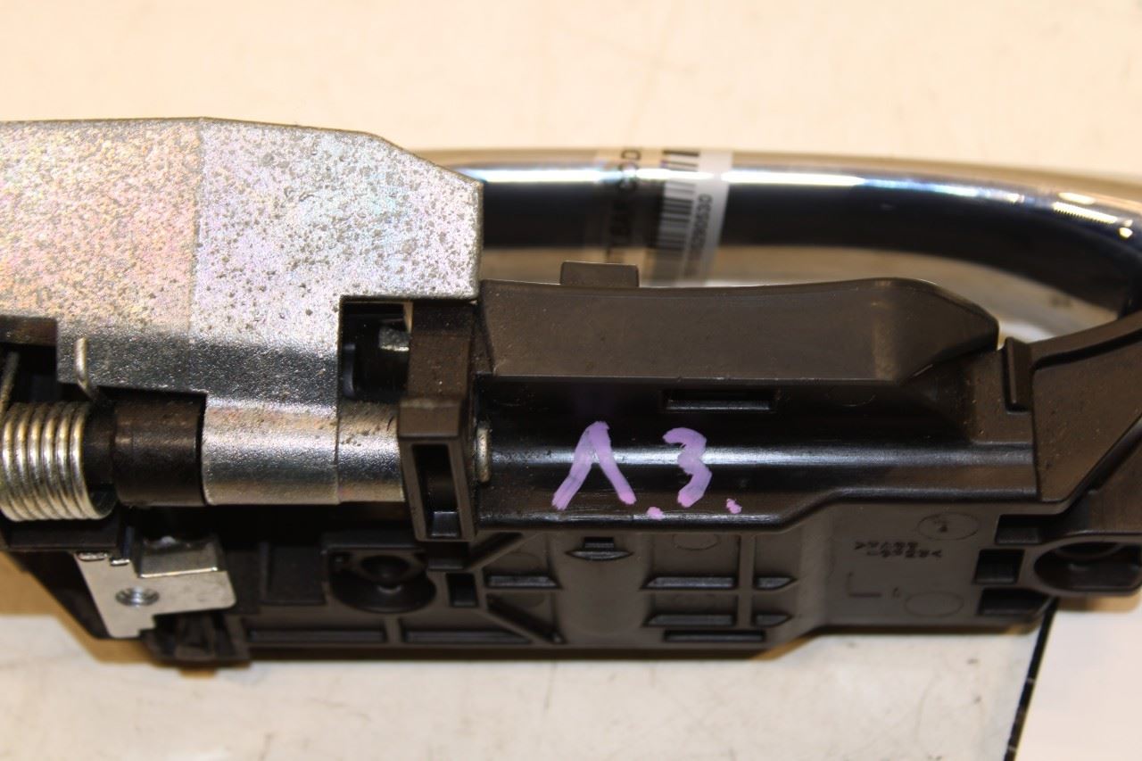 14-17 Infiniti QX50 3.7L Rear Door Driver Left Side Exterior Handle 82640-1BA0A - Alshned Auto Parts