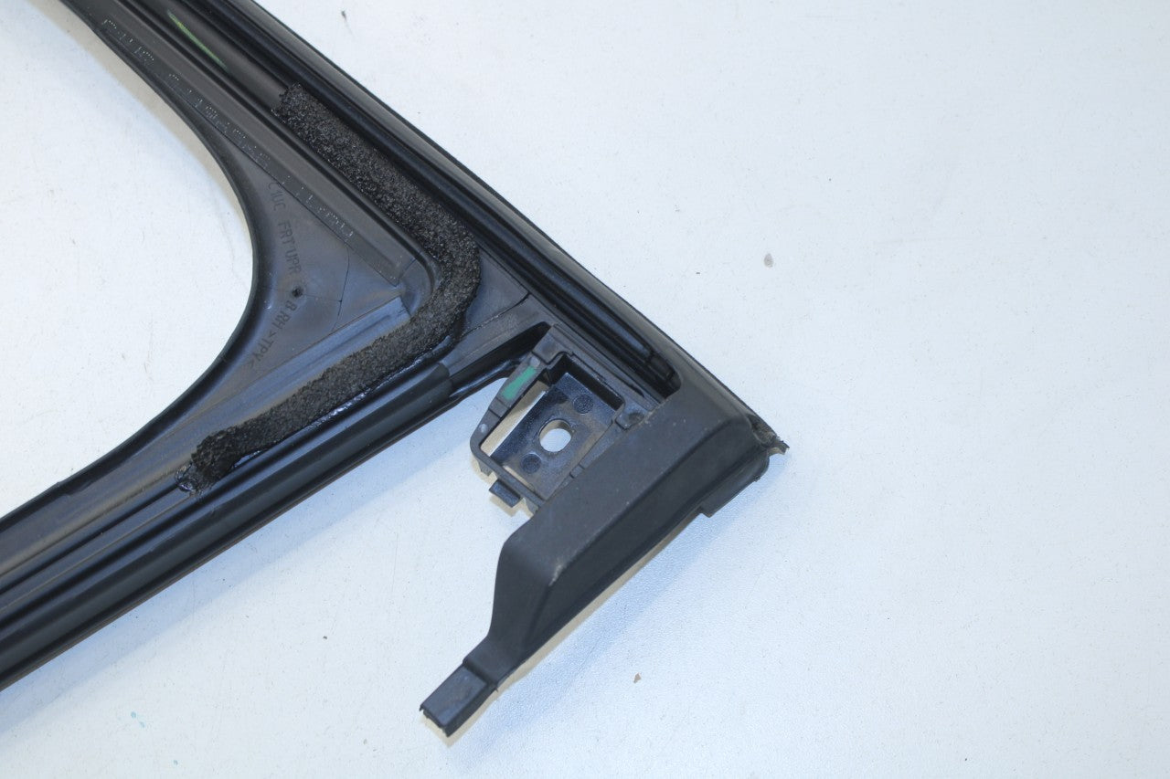 2019-2025 Chevrolet Blazer 2LT Front Right Door Window Run Channel w/ Vent Glass - Alshned Auto Parts
