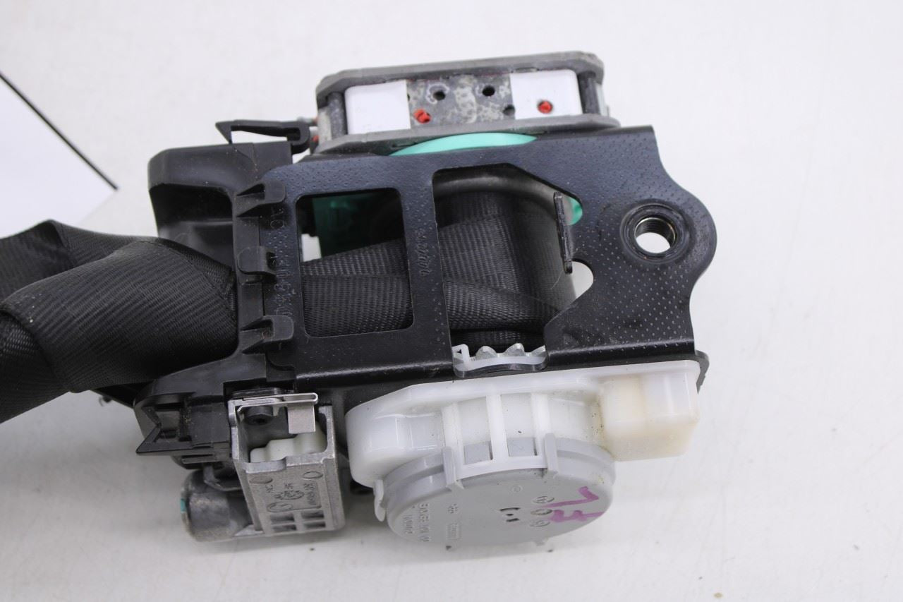 2011-2018 Porsche Cayenne S 4.8L AWD Front Driver Left Side Seat Belt Retractor7
