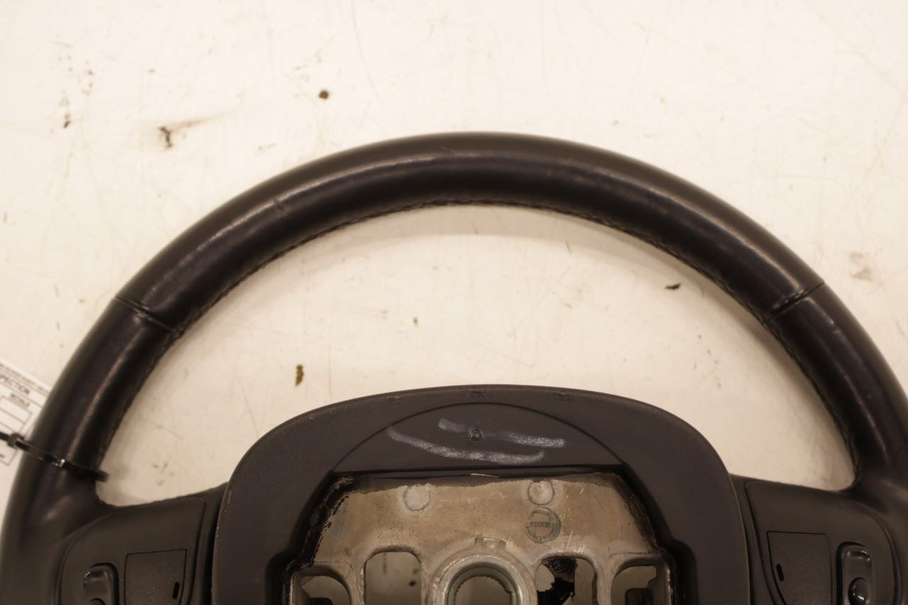 14-22 Jeep Cherokee Latitude 3.2L 4WD Steering Wheel Leather w/ Control Buttons - Alshned Auto Parts