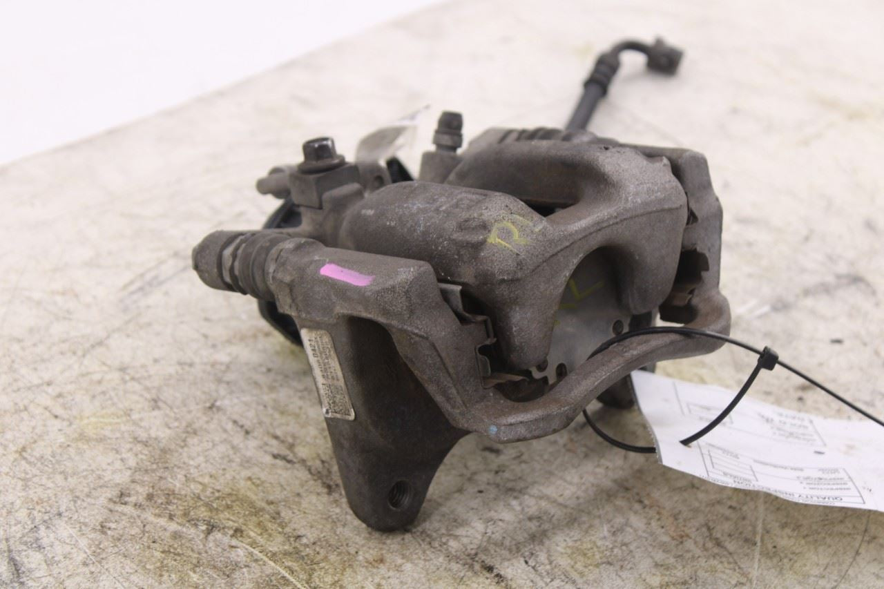 2018-2024 Chevrolet Equinox LT 1.5L FWD Rear Driver Left Side Brake Disc Caliper5