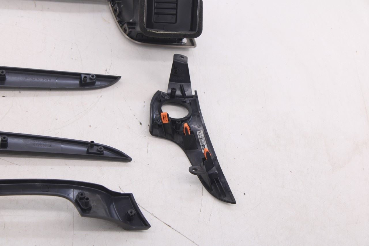 19-21 Jeep Grand Cherokee Laredo X 4x4 Door and Dash Trim and Air Vent Set of 918