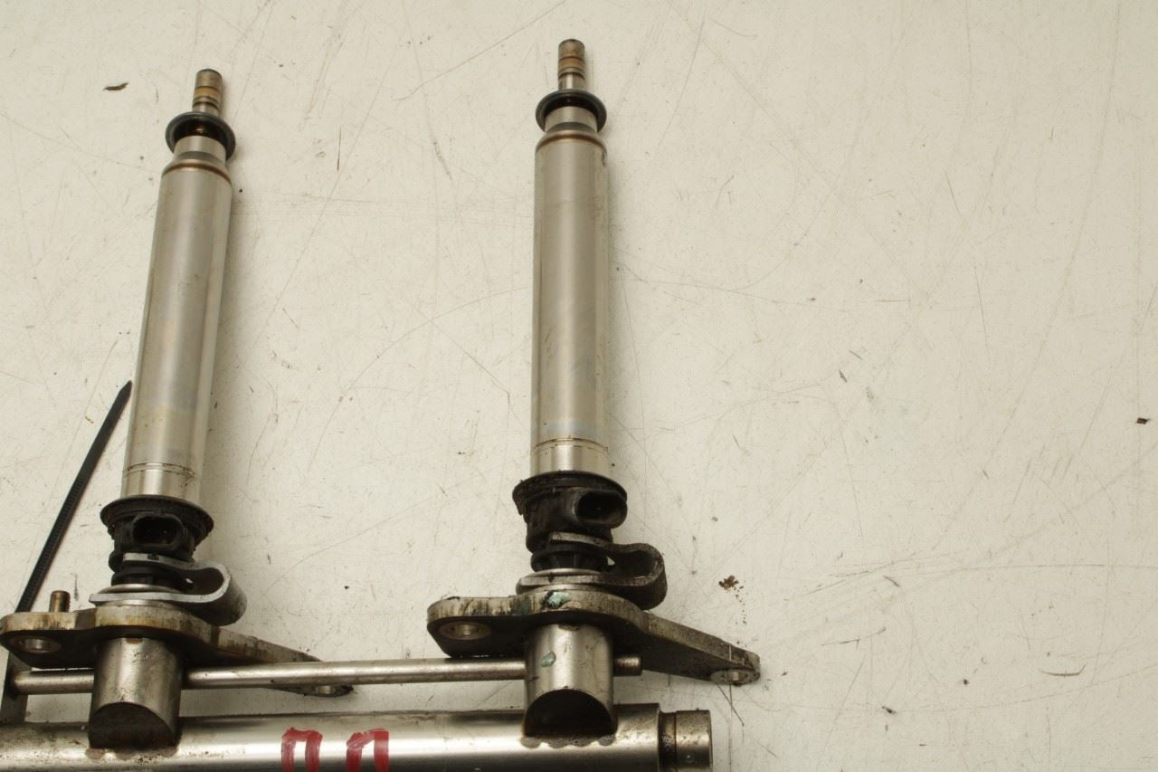 12-16 Mercedes-Benz E350 Sport 4Matic 3.5L AWD Right Side Fuel Rail w/ Injectors - Alshned Auto Parts