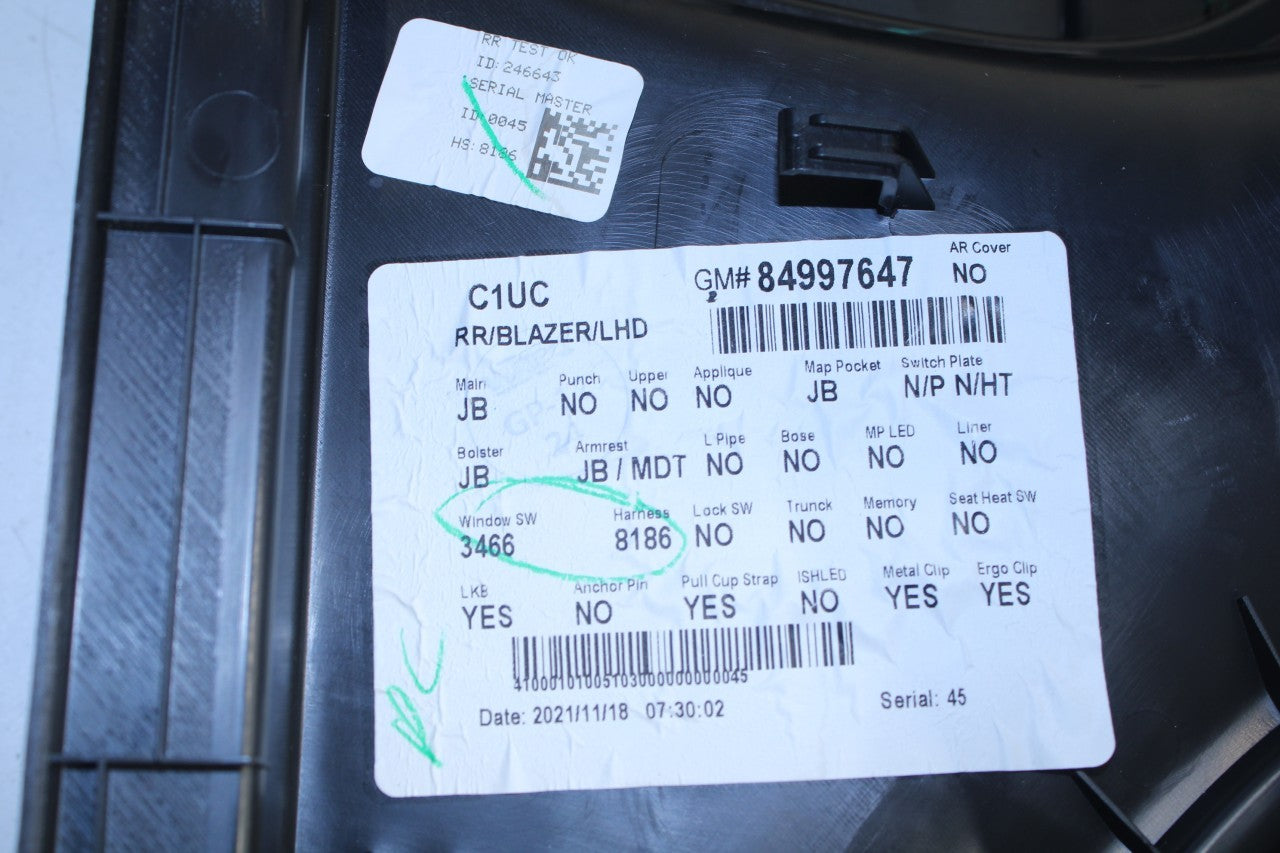 2021-2022 Chevrolet Blazer 2LT Rear Right Door Trim Panel 84997647 OEM *ReaD* - Alshned Auto Parts