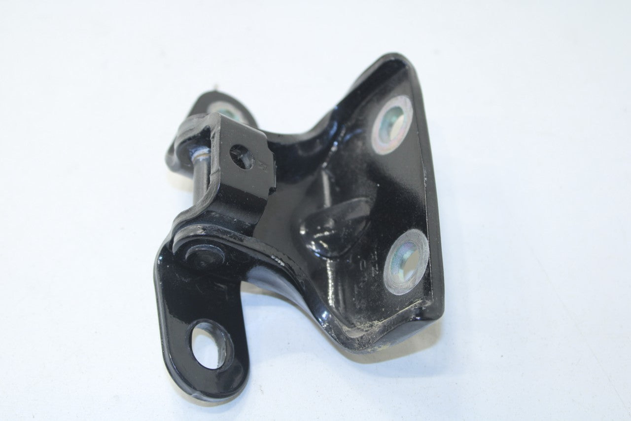 05-23 Hyundai Sonata SE 2.5L Rear Right Side Door Hinge Upper and Lower Set of 2 - Alshned Auto Parts