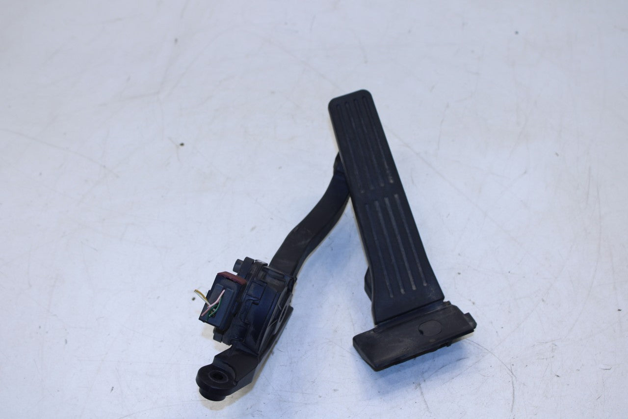 2011-17 Hyundai Veloster 1.6L Accelerator Throttle Gas Pedal Sensor 32700-2V100 - Alshned Auto Parts