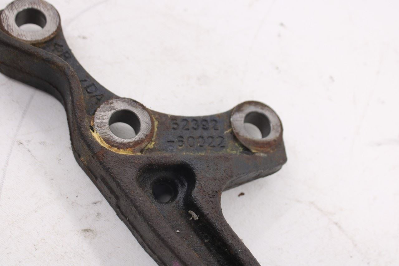 2005-23 Toyota Tacoma SR5 3.5L Front Left Side Axle Differential Support Bracket2