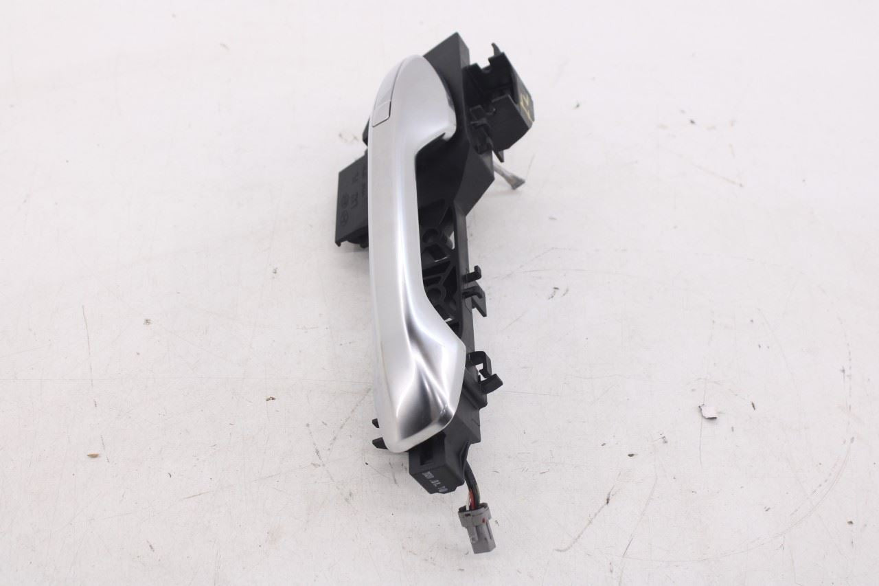 20-22 Hyundai Palisade Limited 3.8L Front Driver Left Side Door Exterior Handle7