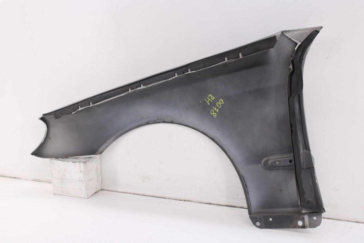 2003- 2005 Mercedes-Benz CLK 320 Front Right Side Fender Panel 2098800418 OEM19
