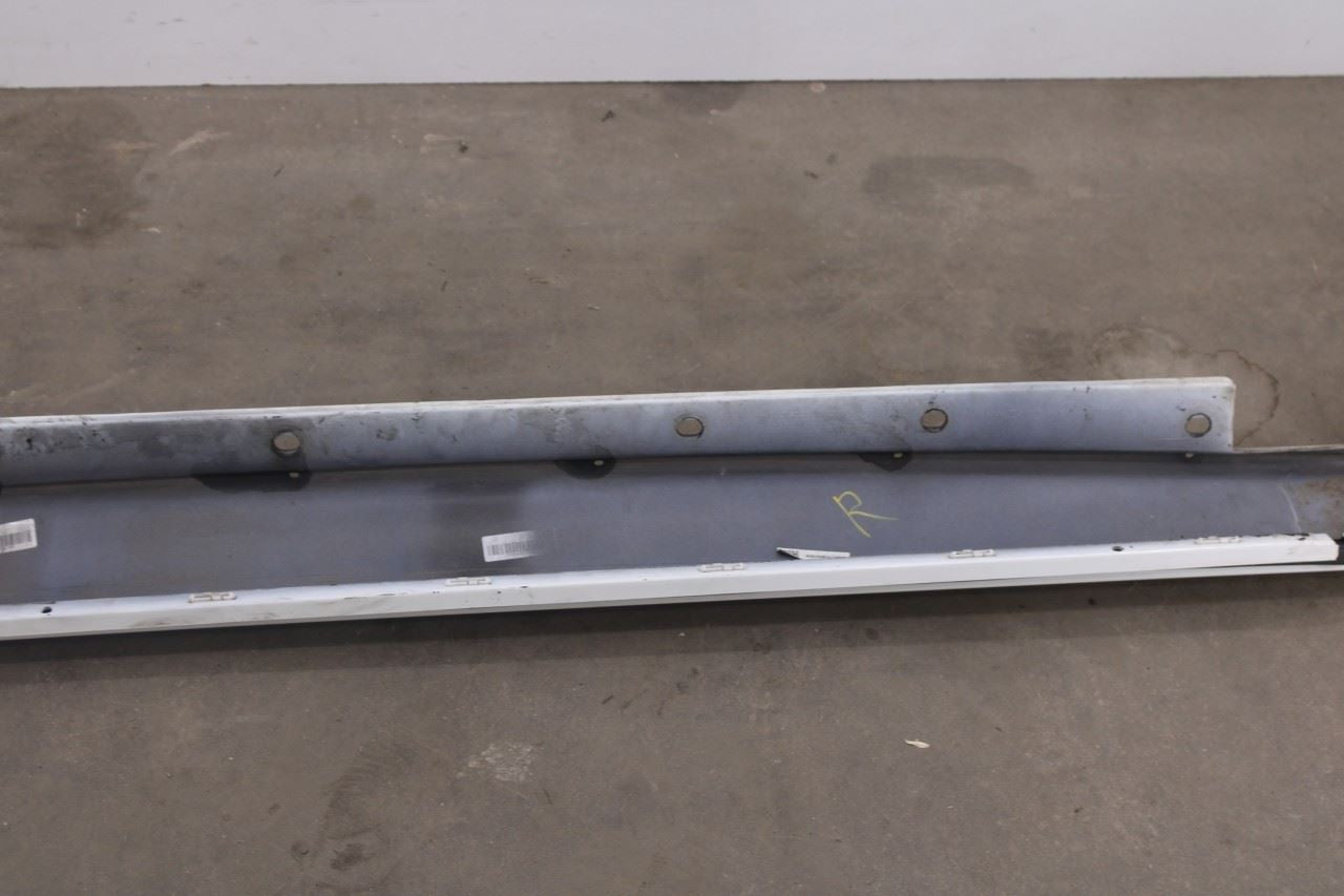 2006-2009 Mercedes-Benz CLK350 Right Side Rocker Skirt Panel Molding 209698045415