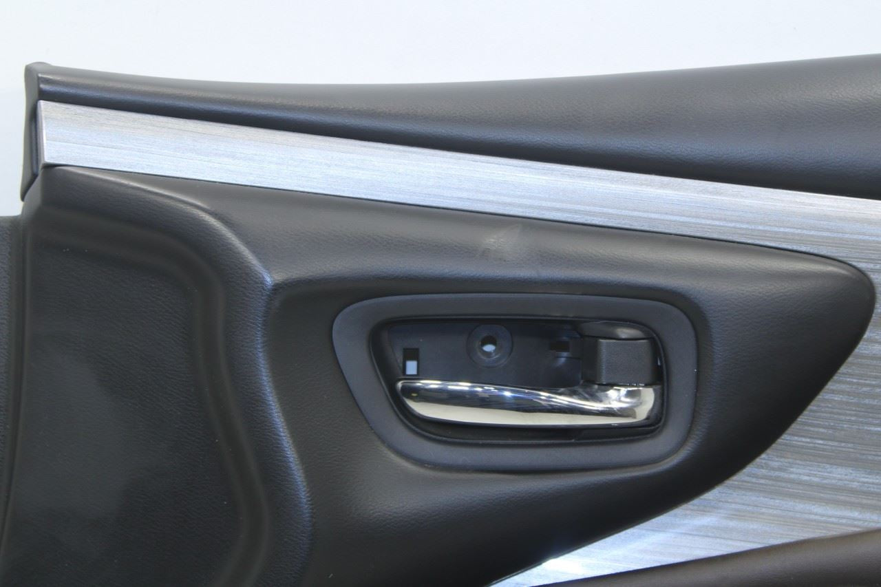 2015-2018 Nissan Murano Platinum Front Right Door Trim Panel 80900-5AD2D OEM - Alshned Auto Parts