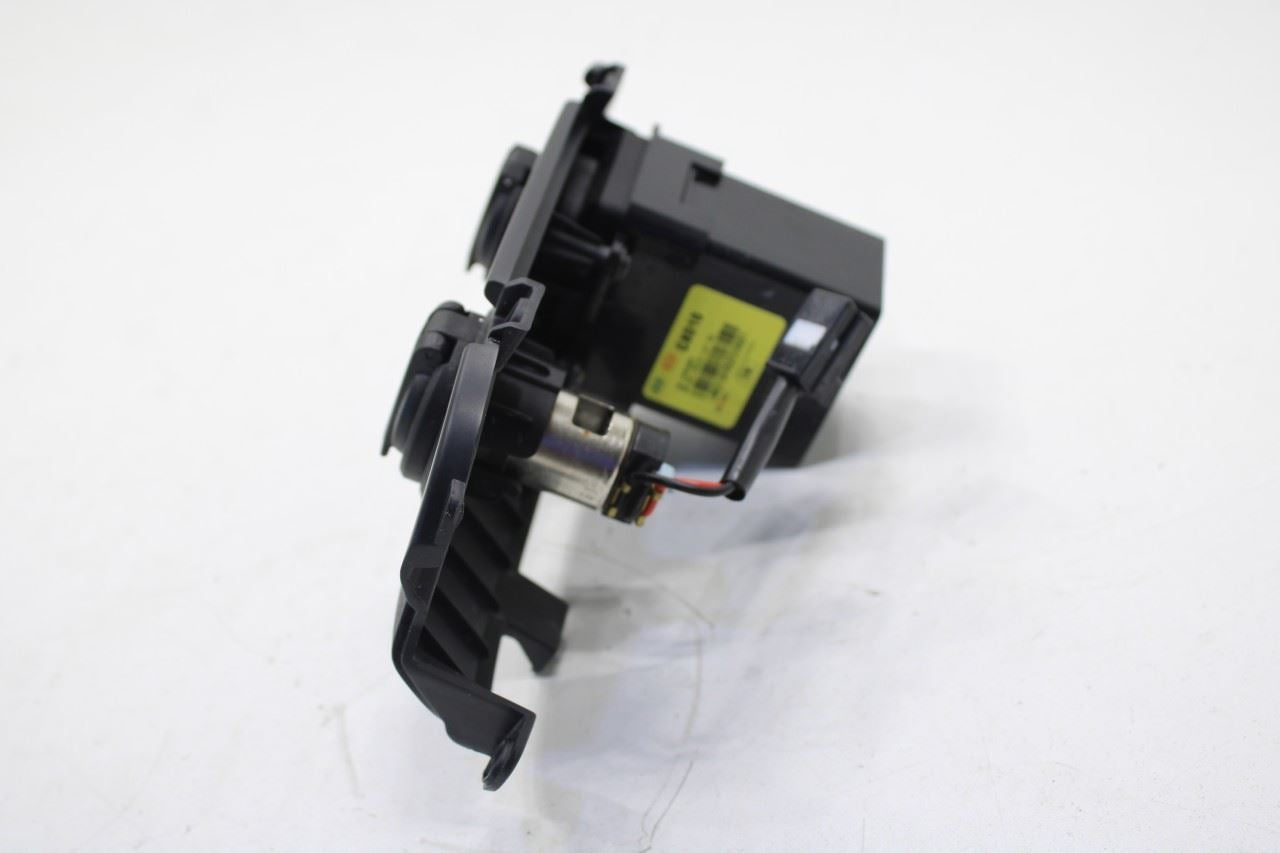 15-20 Kia Sorento LX FWD Center Console Rear Lower Bezel w/ Power Outlet and USB - Alshned Auto Parts