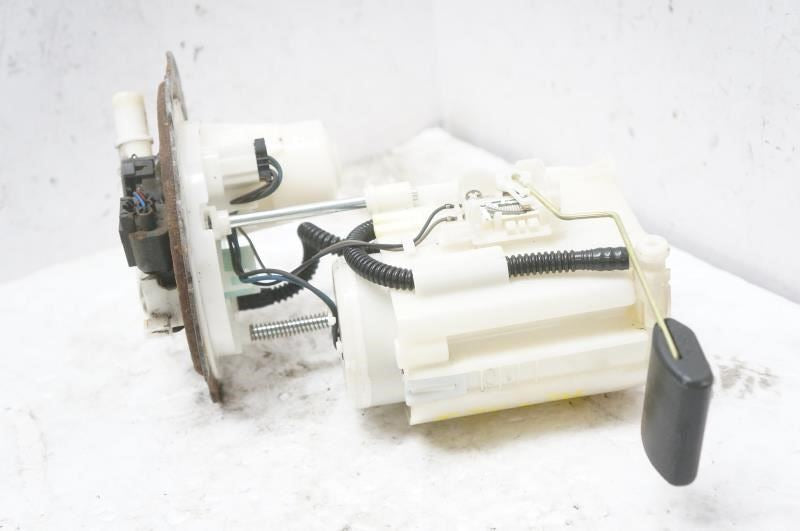 2012-2015 Kia Rio 1.6L Fuel Pump Assembly 31110-1R500 OEM - Alshned Auto Parts