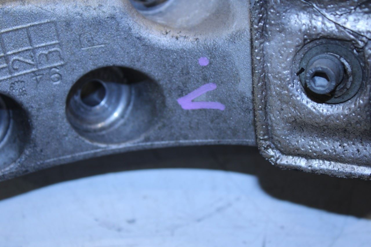 2014-2020 Maserati Ghibli 3.0L Left Side Engine Motor Mount Bracket 290120 OEM - Alshned Auto Parts