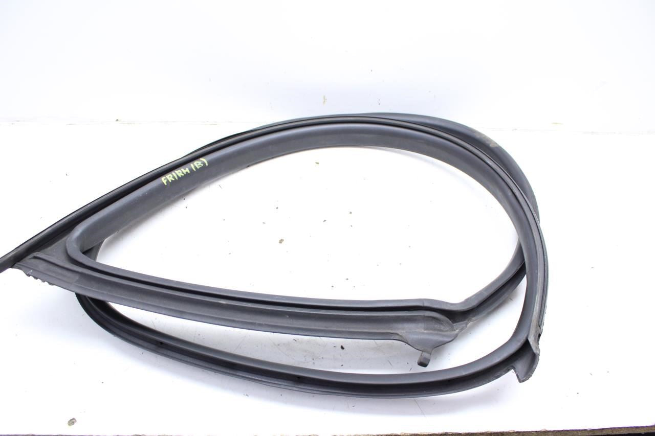 2014-2016 Maserati Ghibli Front Right Door Weatherstrip On Body 670108175 OEM - Alshned Auto Parts