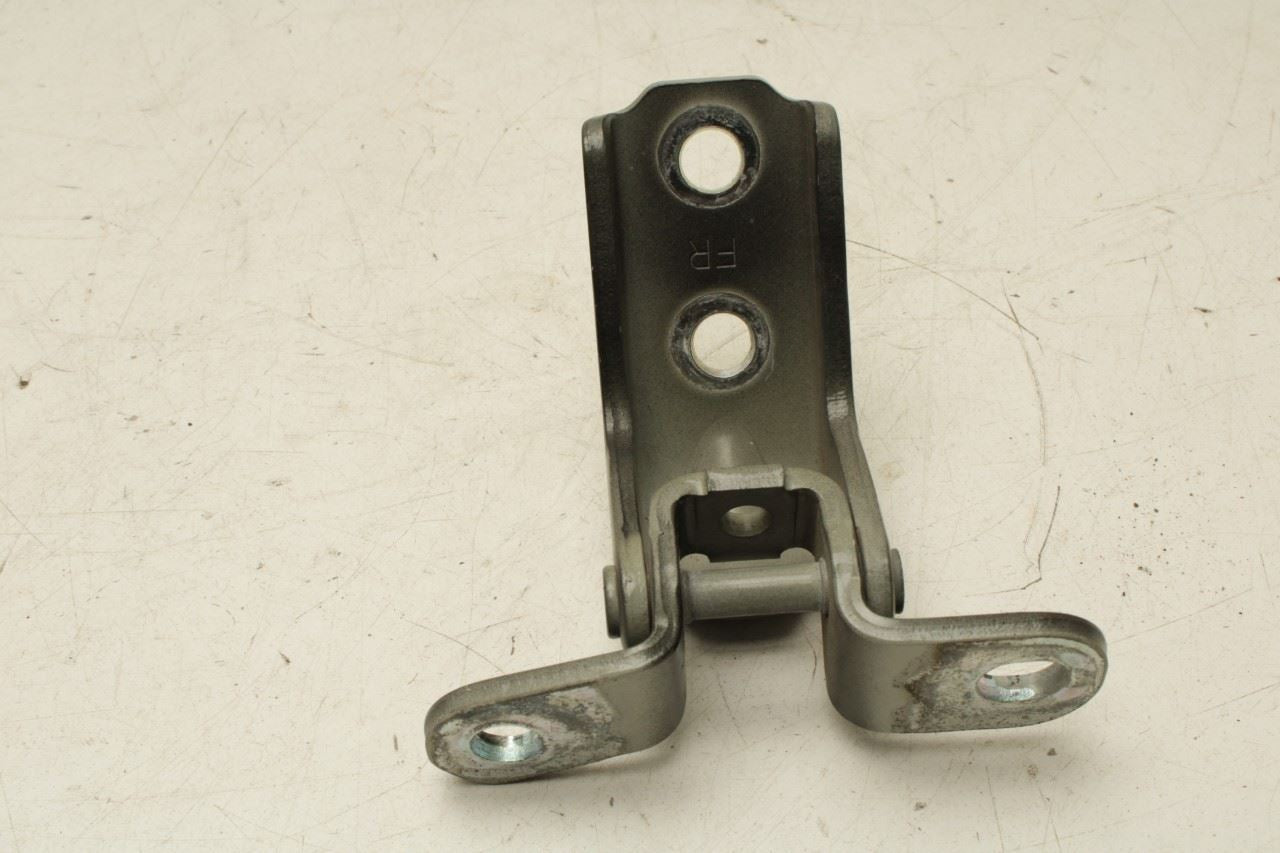 2023-25 Kia Sportage Hybrid EX Front Right Side Door Hinge Upper and Lower Pair - Alshned Auto Parts