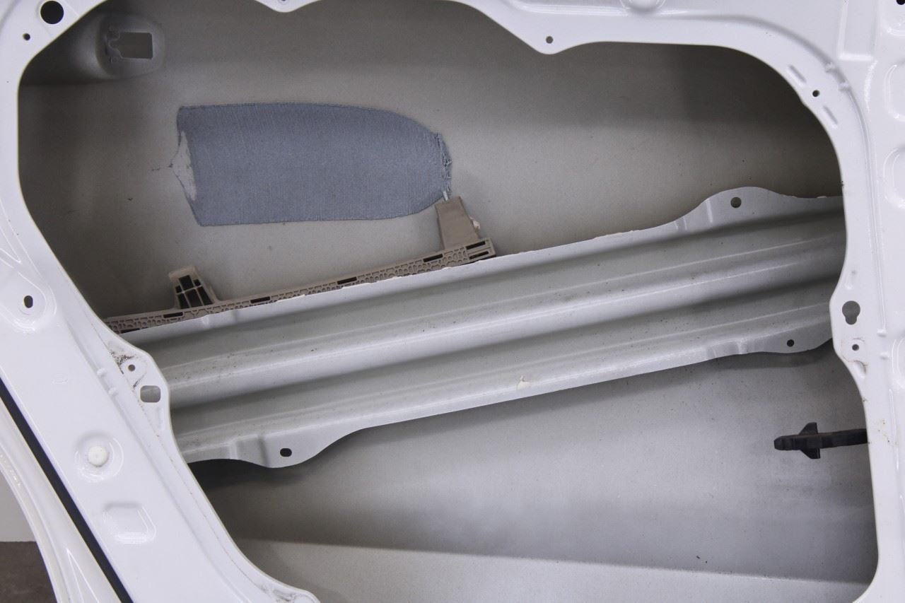 2020-26 Hyundai Palisade Limited AWD Rear Left Side Door Shell Panel 77003-S811022