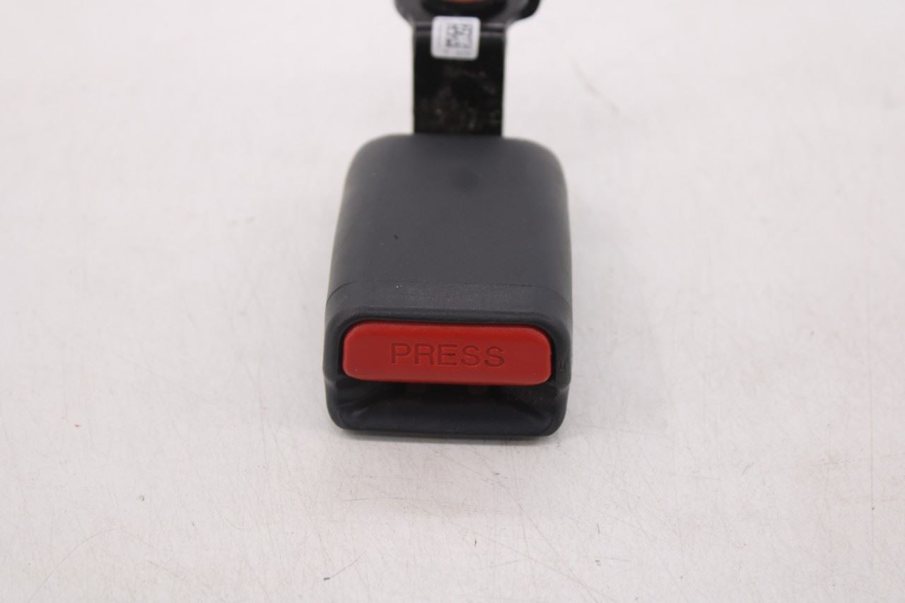 16-22 Kia Sportage Nightfall Rear RH LH Side and Center 2nd Row Seat Belt Buckle8