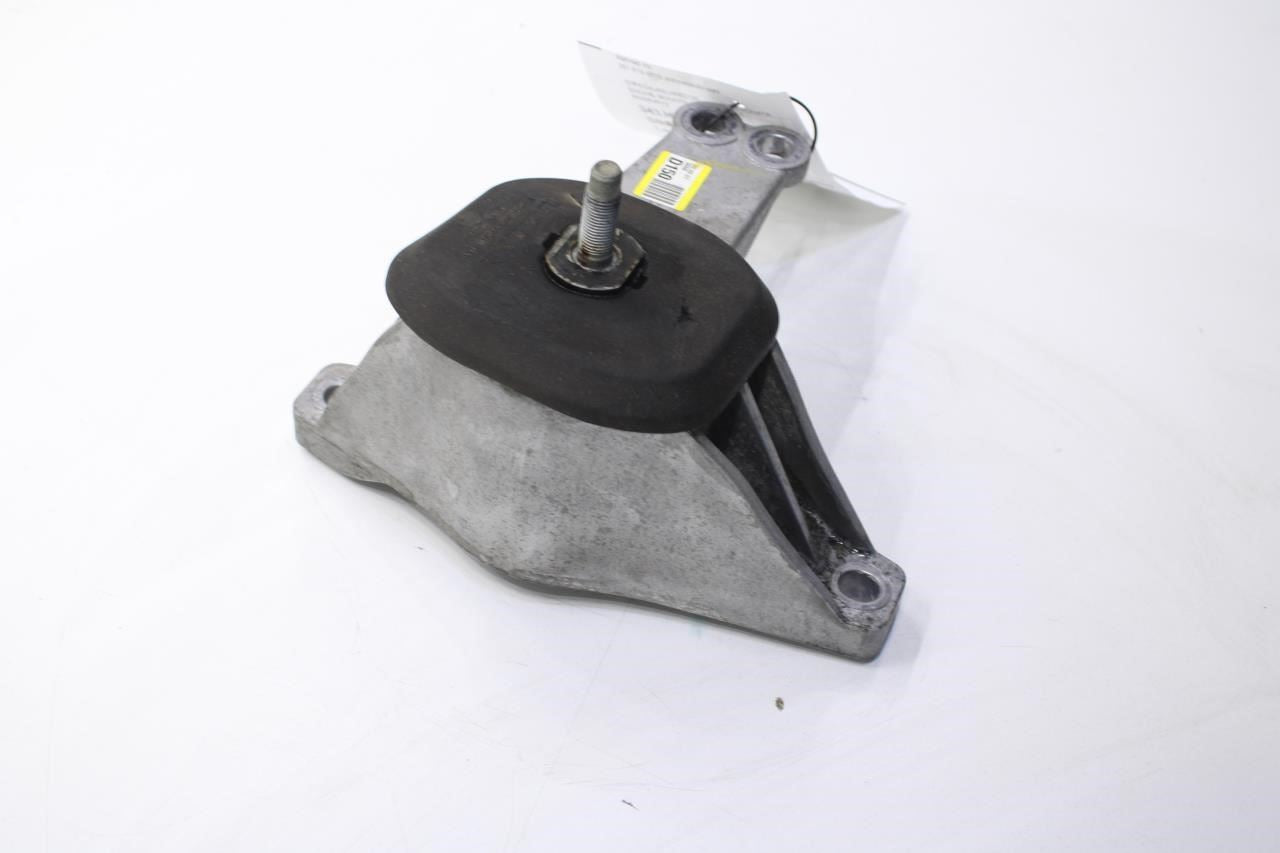 2020-2023 Hyundai Sonata SE 2.5L FWD Front Engine Mount Bracket 21824-L1100 OEM - Alshned Auto Parts