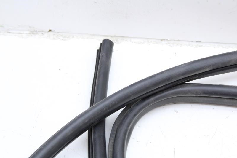 2020-2024 Nissan Sentra Front Left Door Weatherstrip On Body 76922-6LE0A OEM - Alshned Auto Parts