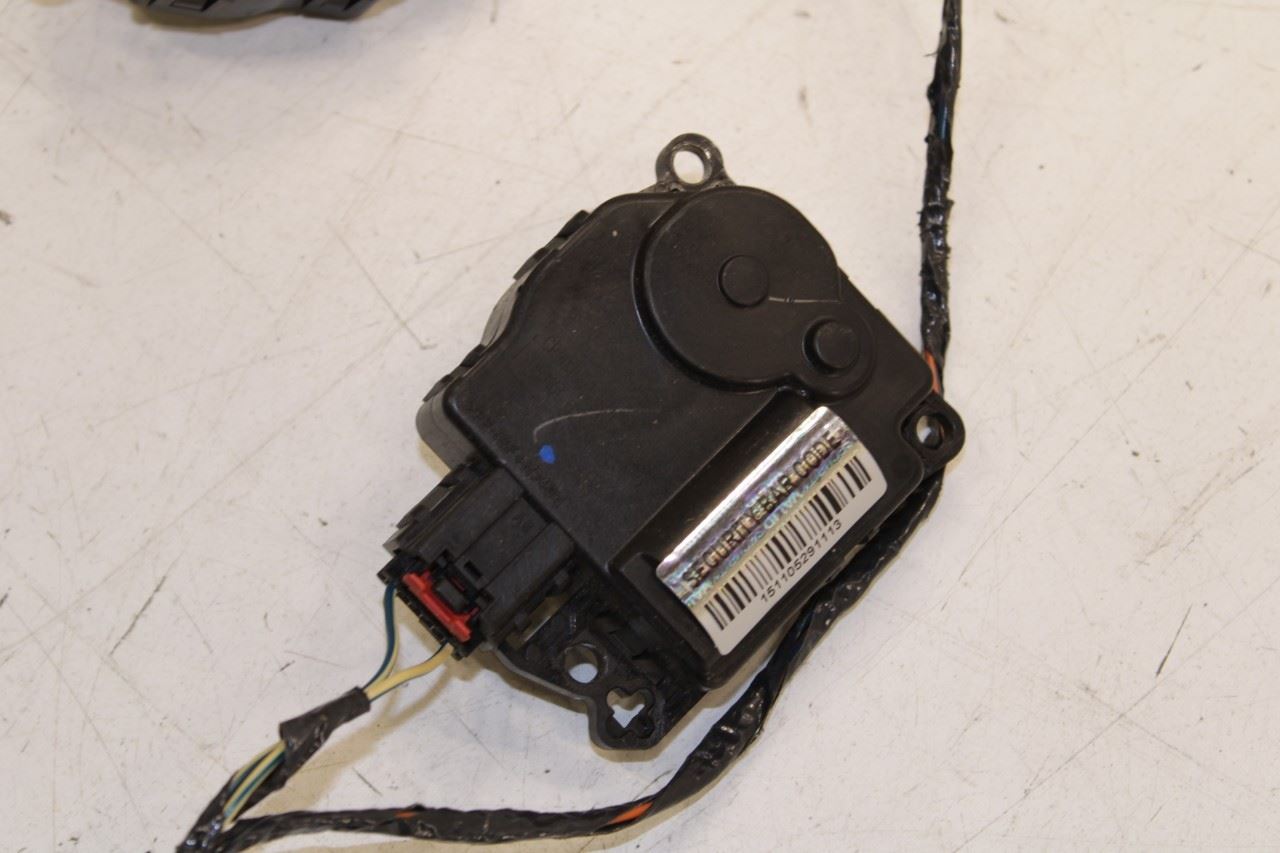 2014-2020 Maserati Ghibli S Q4 HVAC Blend Door Actuator Motors w/ Wire Harness - Alshned Auto Parts