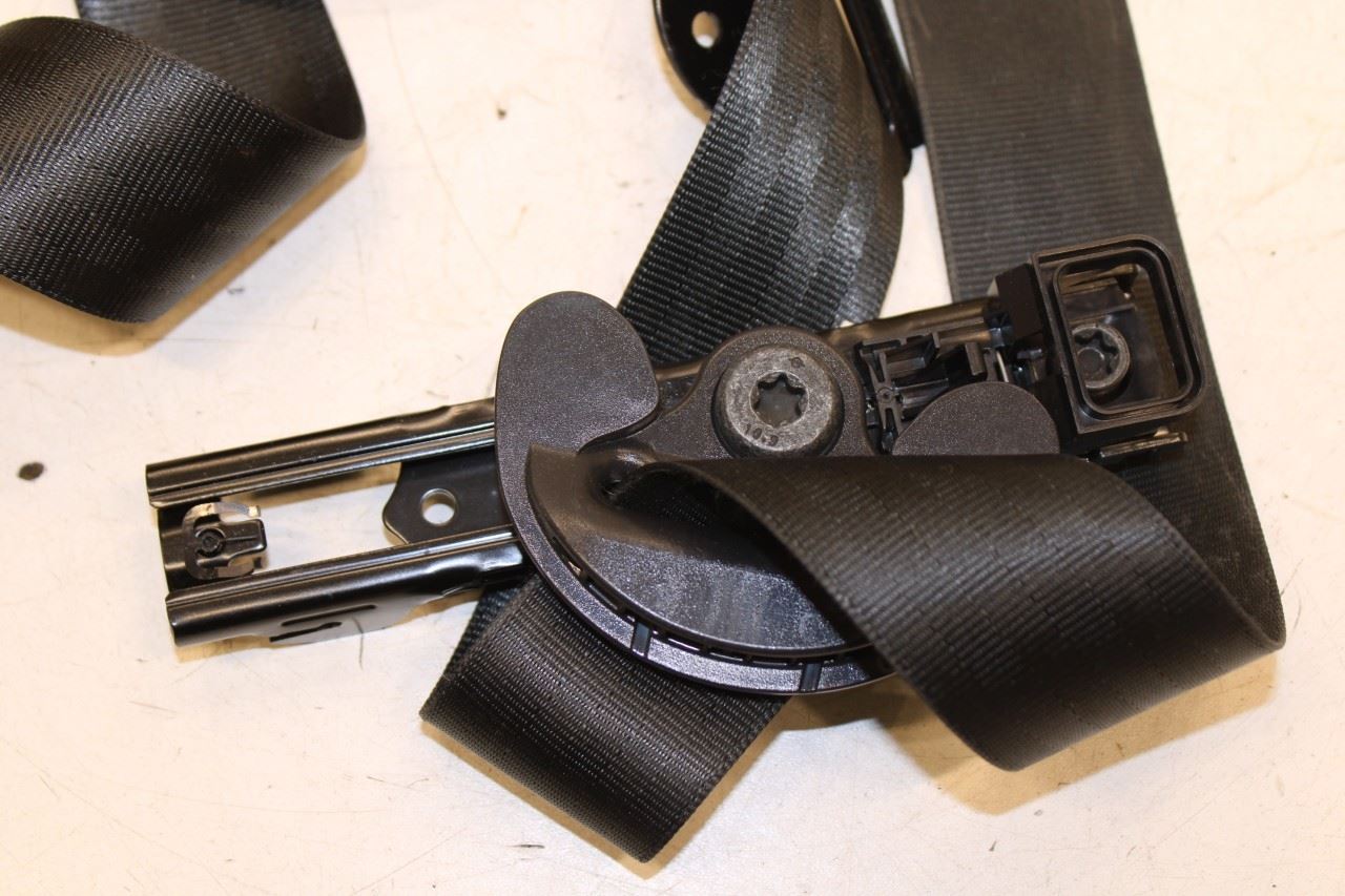 2020-25 Ford Escape SEL 2.0L AWD Front Passenger Right Side Seat Belt Retractor - Alshned Auto Parts