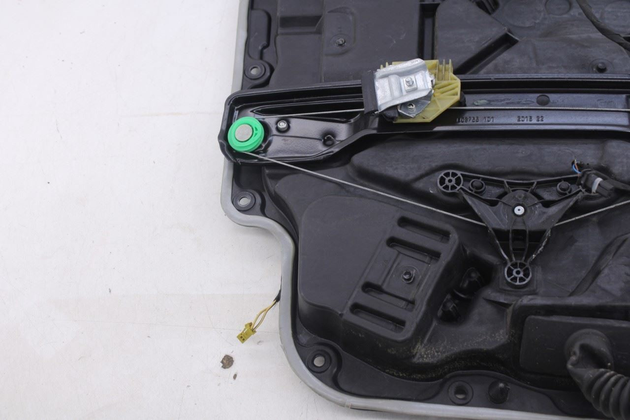 15-21 Mercedes-Benz C300 4Matic RR LH Door Window Regulator w/ Carrier and Motor14