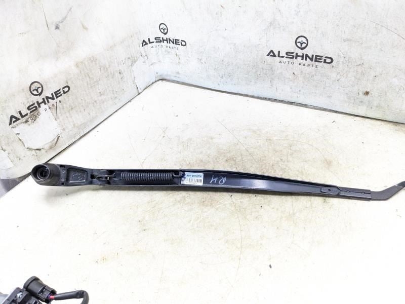 2014 -2015 Jeep Grand Cherokee Front Right  Wiper Arm  68194928A OEM - Alshned Auto Parts