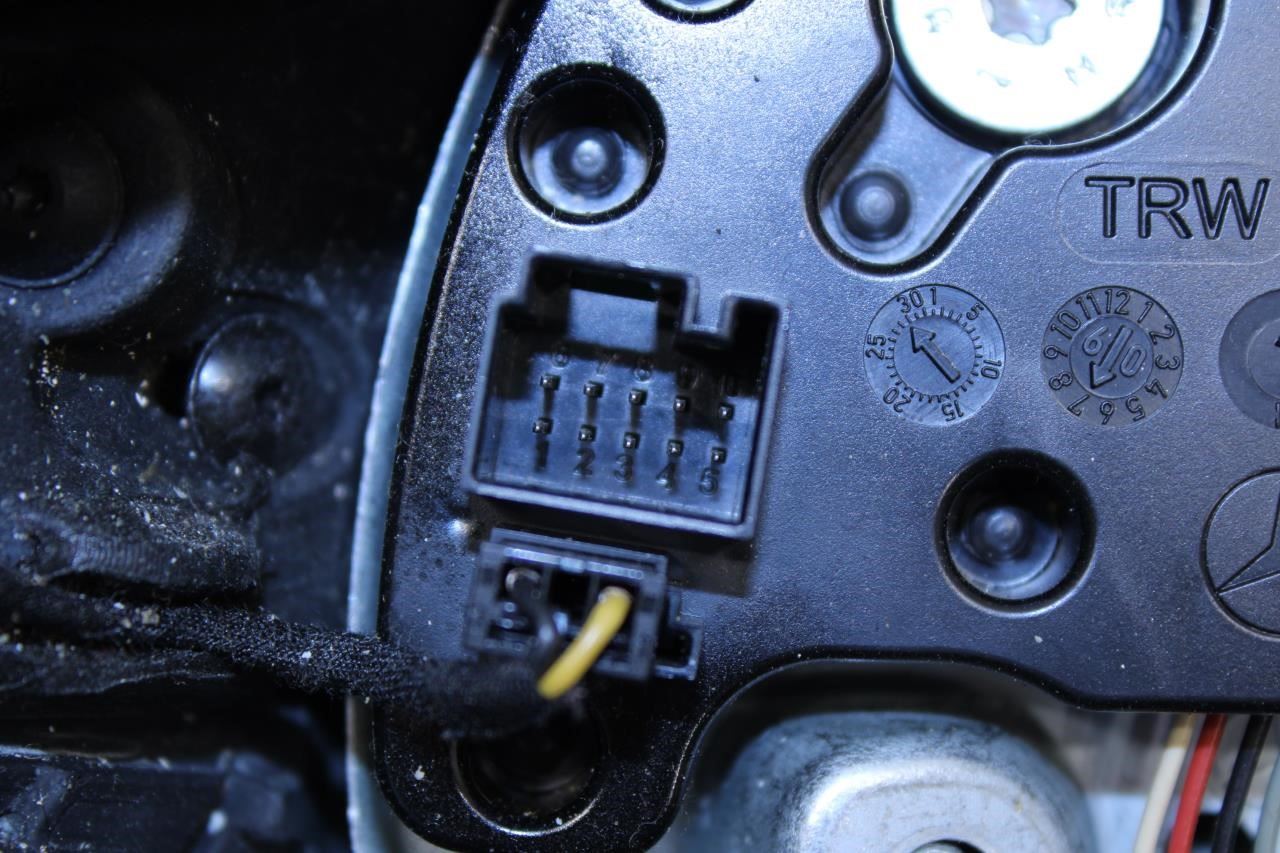 09-13 Mercedes-Benz S550 Steering Wheel Leather w/ Control Buttons 221-460-38-03 - Alshned Auto Parts