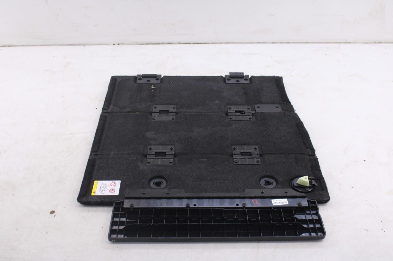 2013-2020 Dodge Grand Caravan SXT 2nd Row Right Load Floor Door Panel 5XQ69DX9AC5