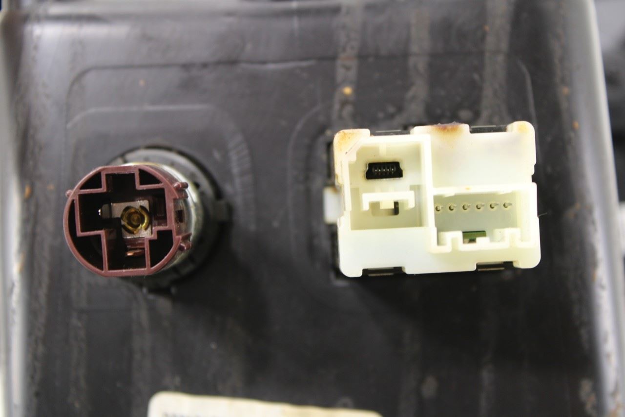 2017-2019 GMC Acadia SLT-1 Console Shifter Bezel Trim Panel w/ Cup Holder *ReaD* - Alshned Auto Parts