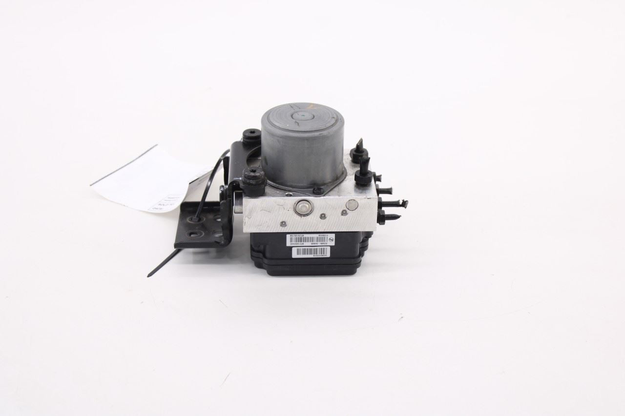 2021-2023 Hyundai Santa Fe SEL 2.5L ABS Anti Lock Brake Pump Control Module OEM0